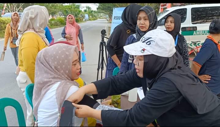 RSUD Sambas ikut meramaikan kegiatan Car Free Day dengan tema Bebas Kendaraan Menuju Green Growth