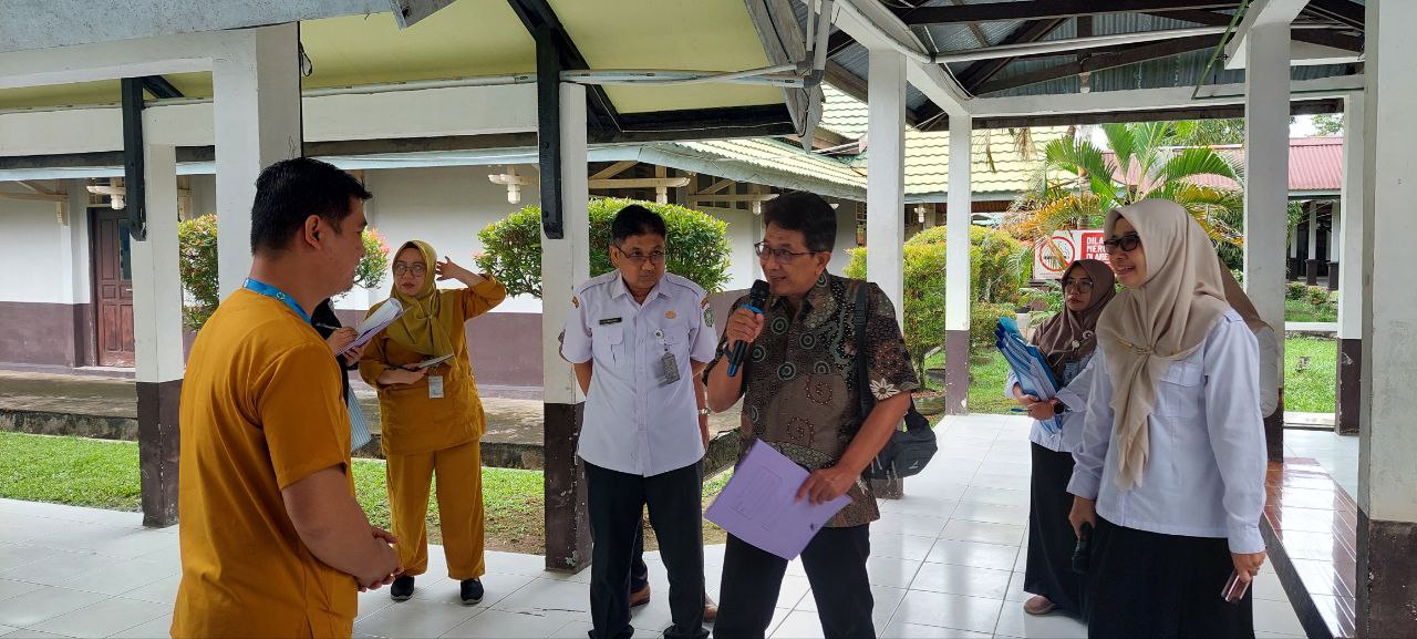 Visitasi Perizinan Penyelenggaraan Pelayanan Dialisis RSUD Sambas