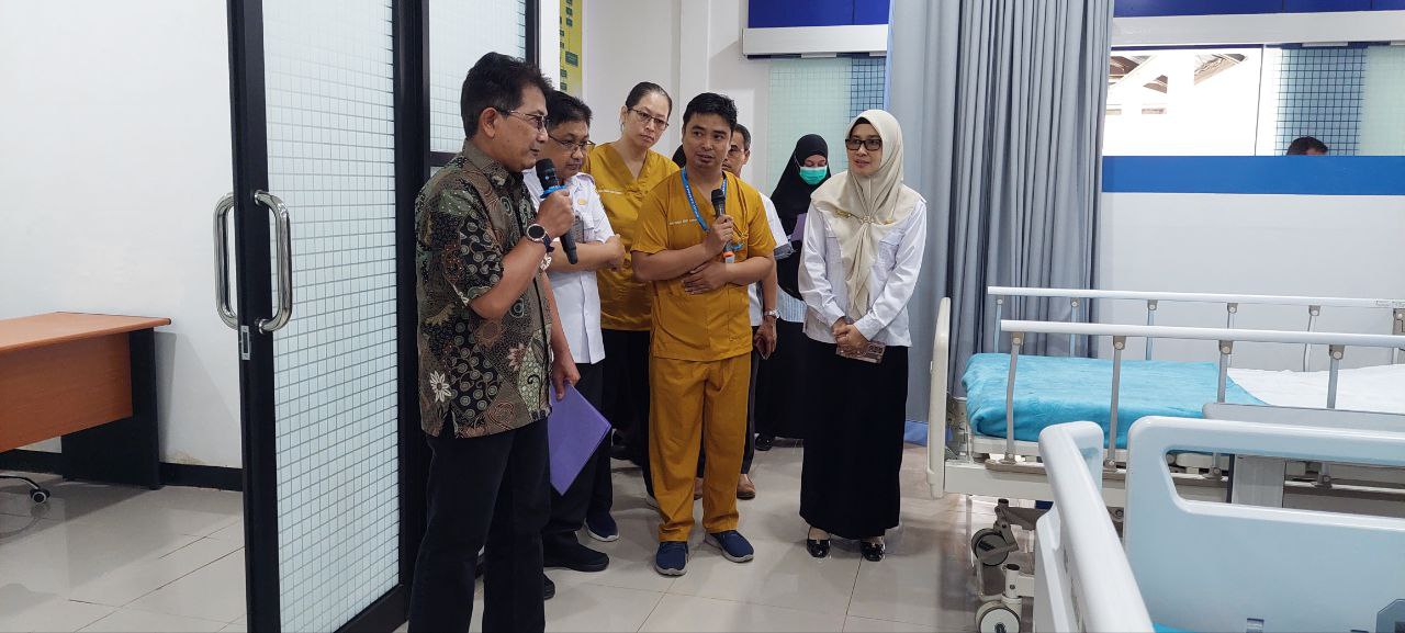 Visitasi Perizinan Penyelenggaraan Pelayanan Dialisis RSUD Sambas