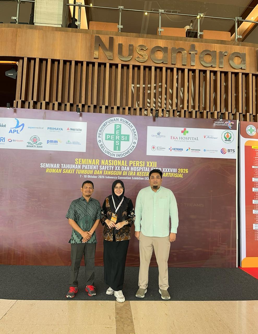 Direktur RSUD Sambas Hadiri Seminar Nasional PERSI ke-26 Bersama Wakil Menteri Kesehatan